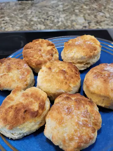 Air-Fryer-Biscuits