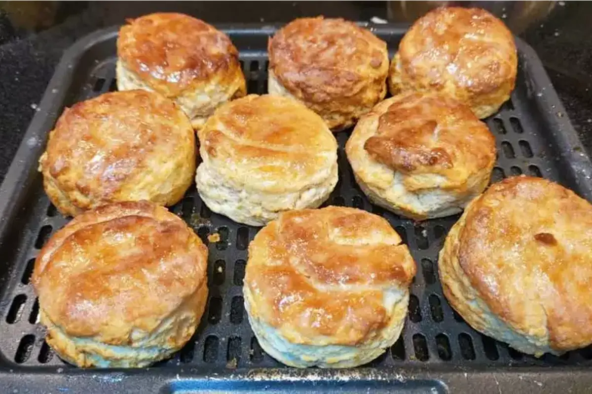 Air-Fryer-Biscuits